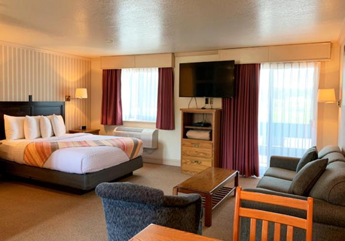 Coachman Inn Оук-Харбор Экстерьер фото